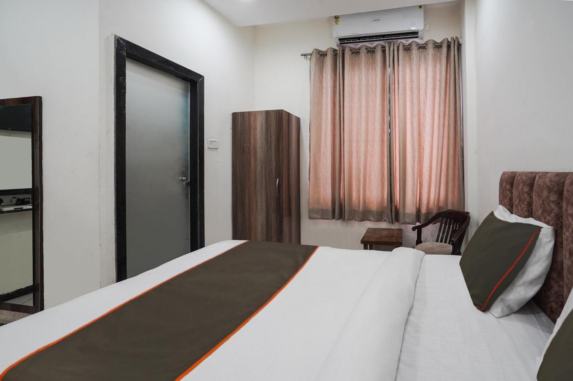 Townhouse Amanaka Formerly Hotel City Pride Rāipur Kültér fotó